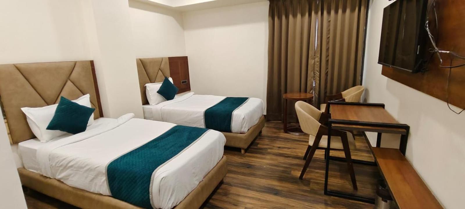 The Imperial Hotel & Restaurant Banswara Extérieur photo